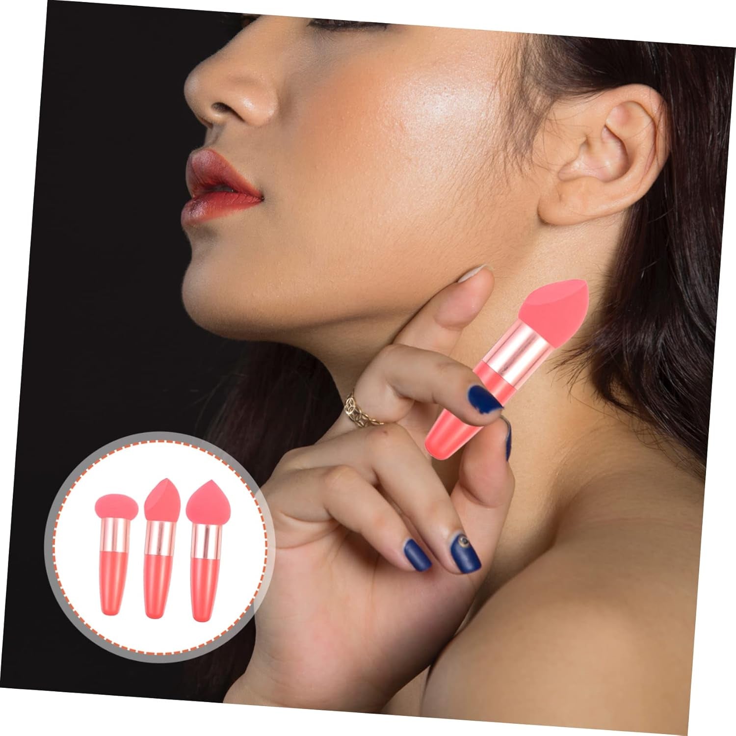 3Pcs Handheld Makeup Pens Set Cosmetic Tools for Blending Foundation and Blush Includes Mushroom Heart and Angled Pens for Convenient Application